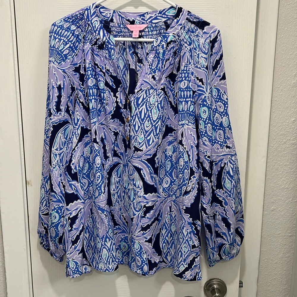 EUC Lilly Pulitzer Elsa Top size Medium